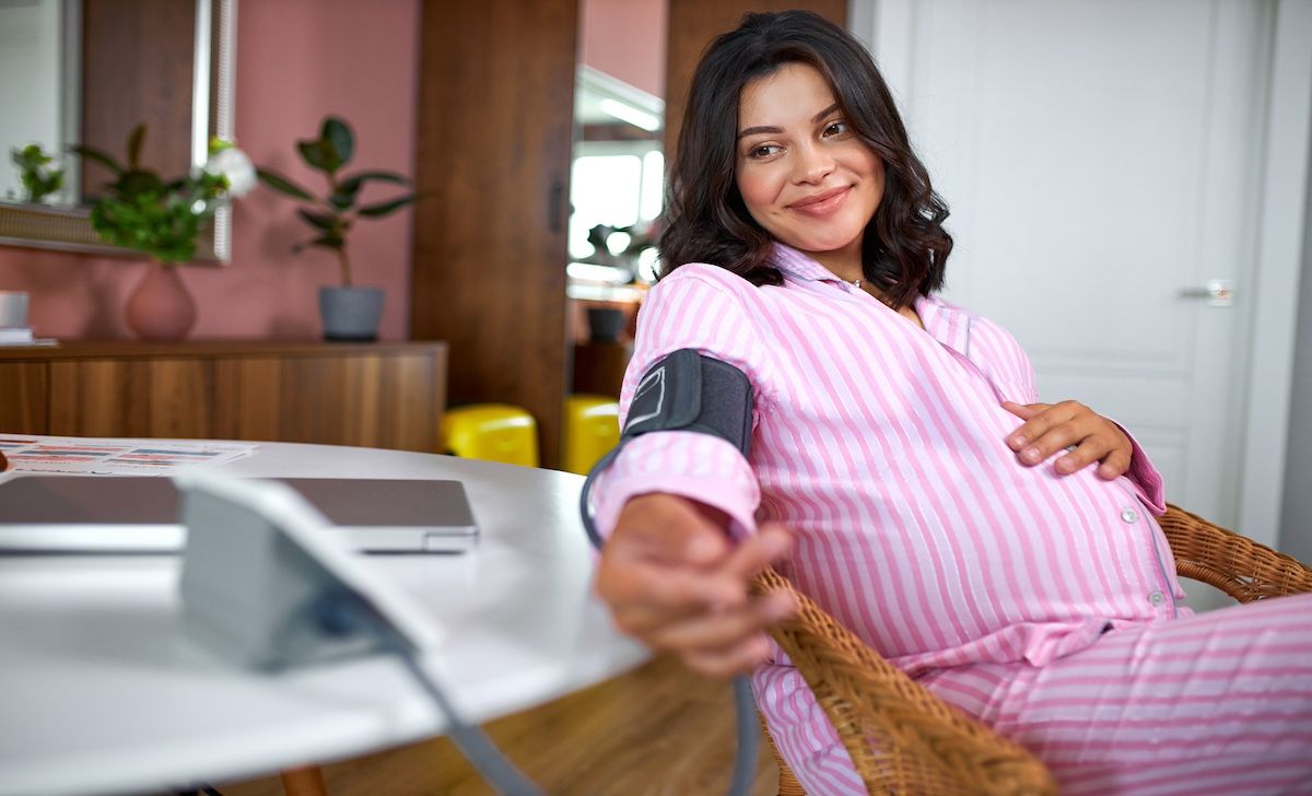 Pregnant monitoring BP | Image Credit: alfa27-stock.adobe.com